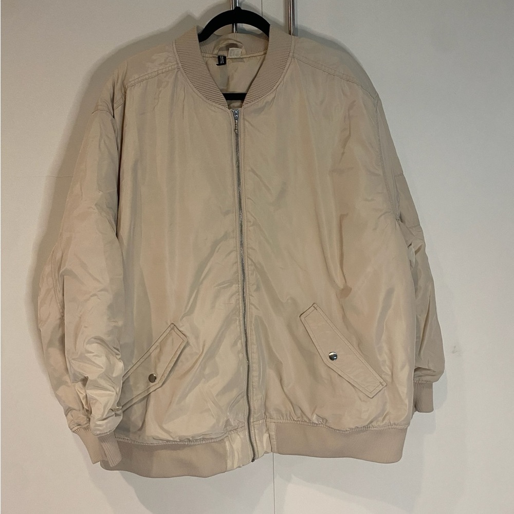 H&M light beige / Ivory nylon Bomber Jacket